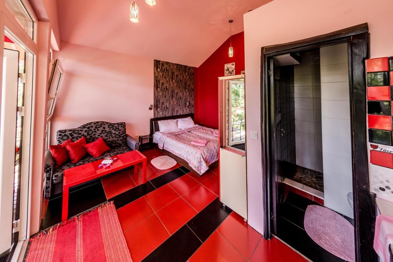 Лоджи VIP Red Love house for 2 Shilagalyay